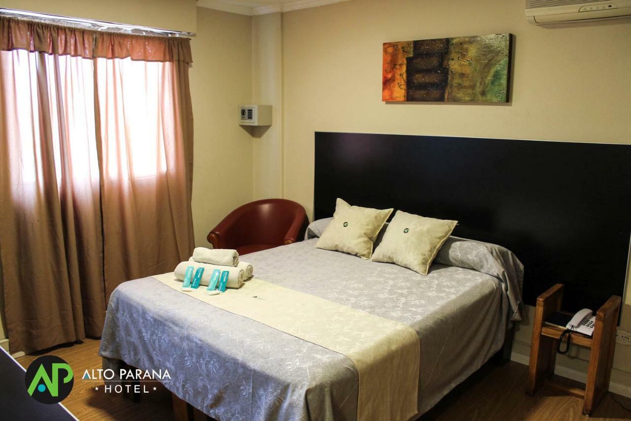 Hotel Alto Parana コルドバ エクステリア 写真